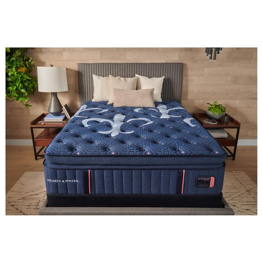 Lux Estate EPT-Soft Queen Mattress w/Regular Foundation by Stearns & Foster  alternate image, 2 of 5 images.