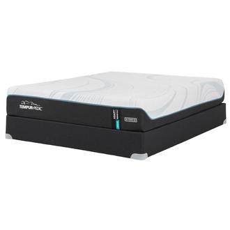 Adapt 2.0-Medium Hybrid King Mattress w/Regular Foundation by Tempur-Pedic