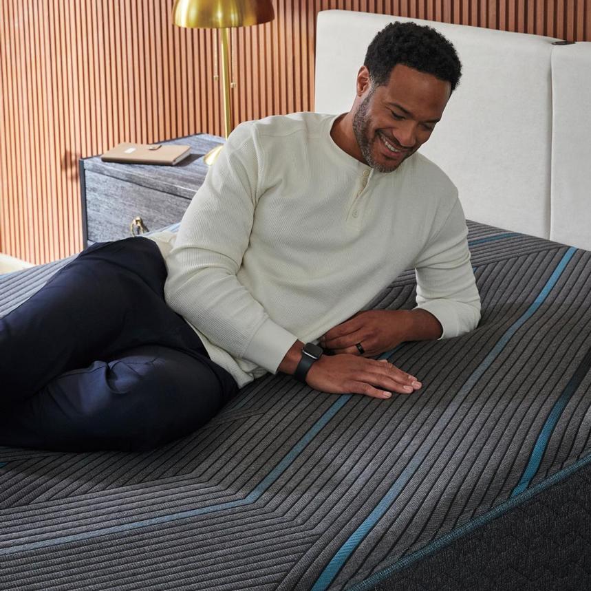 Level Two Hybrid Medium-Firm Full Mattress by Beautyrest  alternate image, 4 of 7 images.