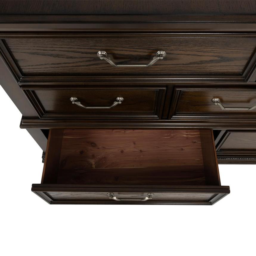 Tomas Dresser  alternate image, 10 of 13 images.